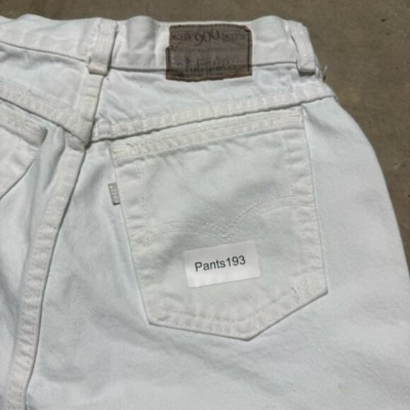 Vintage Levi’s 900 Series White Denim Jeans Size 10 Women’s Measure 26x30 - Picture 13 of 13